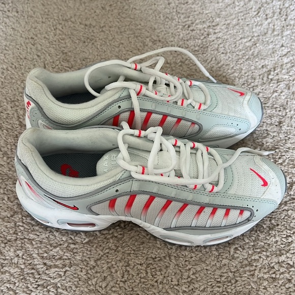 Men’s Nike Tailwind IV - Picture 3 of 8